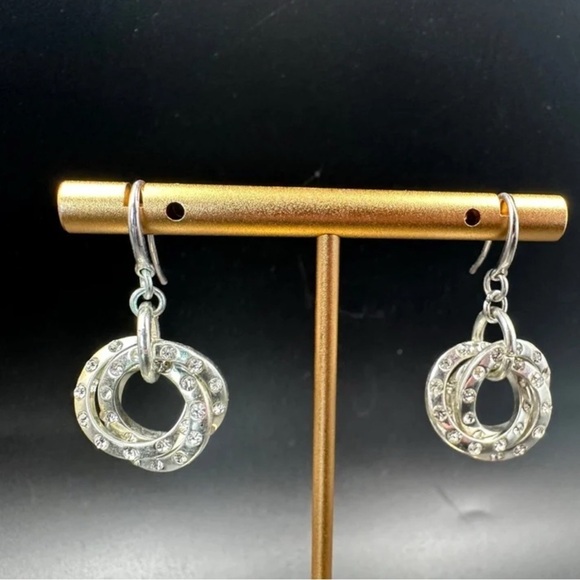 Elegant Silver Hoop Earrings - Picture 6 of 12